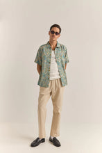 Load image into Gallery viewer, Cabo Paisley Ss Shirt