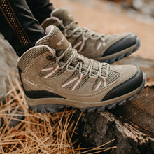 Load image into Gallery viewer, Tallac Women's Natural