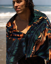 Load image into Gallery viewer, JUNGLE MADNESS BEACH ECO TOWEL