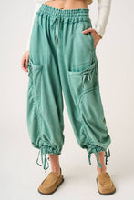 Load image into Gallery viewer, Nila WASHED FRENCH TERRY DROP POCKET BALLOON PANTS
