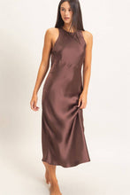 Load image into Gallery viewer, Sleeveless Satin Midi Dress