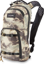 Load image into Gallery viewer, Session 8L Hydration Backpack Ashcroft camo