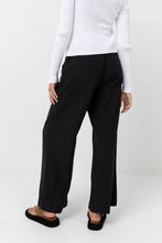 Load image into Gallery viewer, Classic Drawstring Pant Black