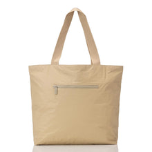 Load image into Gallery viewer, DAY TRIPPER Dune