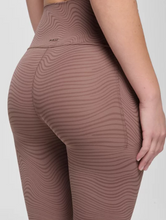 Load image into Gallery viewer, Luxara™ Pocket Legging CAROB WAVEE