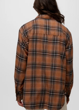 Load image into Gallery viewer, Cabin Core Flannel Tawny