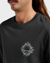 Load image into Gallery viewer, Qs Heat Long Sleeve T-shirt Black