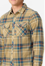 Load image into Gallery viewer, GLACIER PLAID SUPERFLEECE STANDARD FIT LONG SLEEVE SHIRT Twill