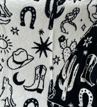 Load image into Gallery viewer, Western Luxe Home Blanket Black/Cream