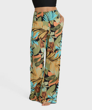 Load image into Gallery viewer, New Waves 2 Elastic Waist Pants Black Multi
