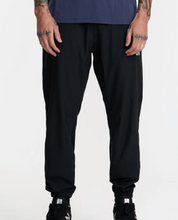 Load image into Gallery viewer, Yogger Pant II Black