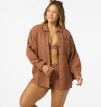 Load image into Gallery viewer, Leni Relaxed Long Sleeve Top Carob Brown
