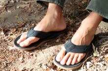 Load image into Gallery viewer, Alto - Men's Sandal Black/Gum