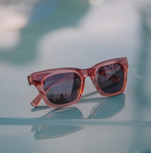 Load image into Gallery viewer, Allora Dusty Rose Crystal + Polarized Low Light Rose Lens