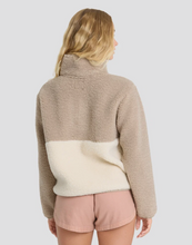 Load image into Gallery viewer, Horizon Sherpa Mock Neck Half Zip Sweatshirt Cobblestone