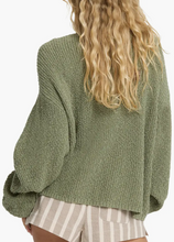 Load image into Gallery viewer, Open Air Crewneck Sweater Green