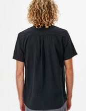 Load image into Gallery viewer, Classic Surf Washed Short Sleeve Shirt Black