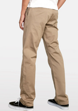 Load image into Gallery viewer, THE WEEKEND STRETCH STRAIGHT FIT PANTS Dark Khaki
