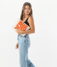 Load image into Gallery viewer, MID POUCH Appliqué Zest on Sandstone