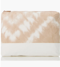 Load image into Gallery viewer, MID POUCH Shibori Sandstone