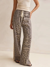 Load image into Gallery viewer, Effortless & chic Leopard Lounge Pant