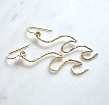 Load image into Gallery viewer, Double Wave Earrings
