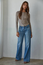 Load image into Gallery viewer, L8714 | Knit Ribbed Crew Neck Long Sleeve Half Button Up Top
