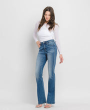 Load image into Gallery viewer, HIGH RISE DARK WASH FULL LENGTH BOOTCUT JEANS
