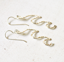 Load image into Gallery viewer, Double Wave Earrings
