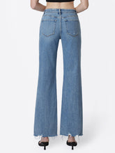 Load image into Gallery viewer, HIGH RISE SLANT SIDE SEAM VINTAGE FLARE JEANS F9128
