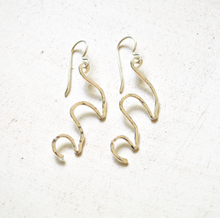 Load image into Gallery viewer, Double Wave Earrings
