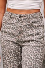 Load image into Gallery viewer, Leopard Love Wide Leg High Waist Jeans
