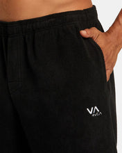 Load image into Gallery viewer, VA ESSENTIAL MICRO FLEECE PANT Black
