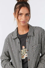 Load image into Gallery viewer, LOGAN FLANNEL TOP Black
