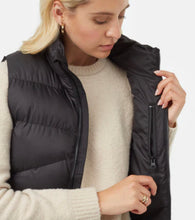 Load image into Gallery viewer, Cloud Shell Puffer Vest
