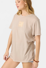 Load image into Gallery viewer, SEEKING SUNSETS TEE Taupe
