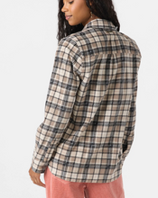 Load image into Gallery viewer, ZUMA SUPERFLEECE LONG SLEEVE TOP Dune

