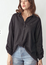 Load image into Gallery viewer, RELAXED FIT BUTTON DOWN LINEN SHIRT
