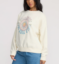 Load image into Gallery viewer, Echo Crewneck Sweatshirt Salt Crystal
