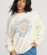 Load image into Gallery viewer, Echo Crewneck Sweatshirt Salt Crystal
