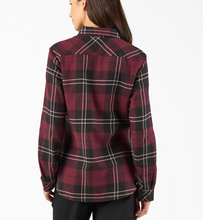 Load image into Gallery viewer, Women&#39;s Plaid Flannel Long Sleeve Shirt Fig
