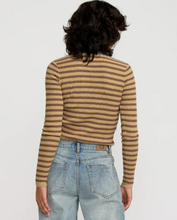 Load image into Gallery viewer, Bond Stripe Long Sleeve Sweater Sanddune
