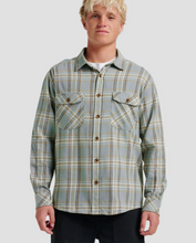 Load image into Gallery viewer, Waterman Bodie Flannel Shirt CHINOIS GREEN
