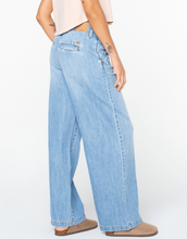 Load image into Gallery viewer, Kalani 2 Denim Jeans

