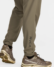 Load image into Gallery viewer, Yogger Pant II Mushroom

