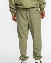 Load image into Gallery viewer, VA Essential Sweatpant Ranger Green
