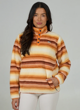 Load image into Gallery viewer, Calm Seas Pullover - Peach Fizz
