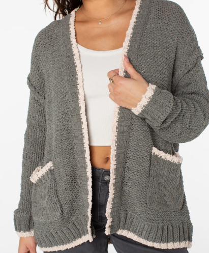 Cozy Cruiser Cardigan Vetive