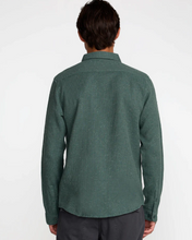 Load image into Gallery viewer, Dayshift Flannel Balsam Green
