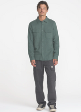 Load image into Gallery viewer, Dayshift Flannel Balsam Green
